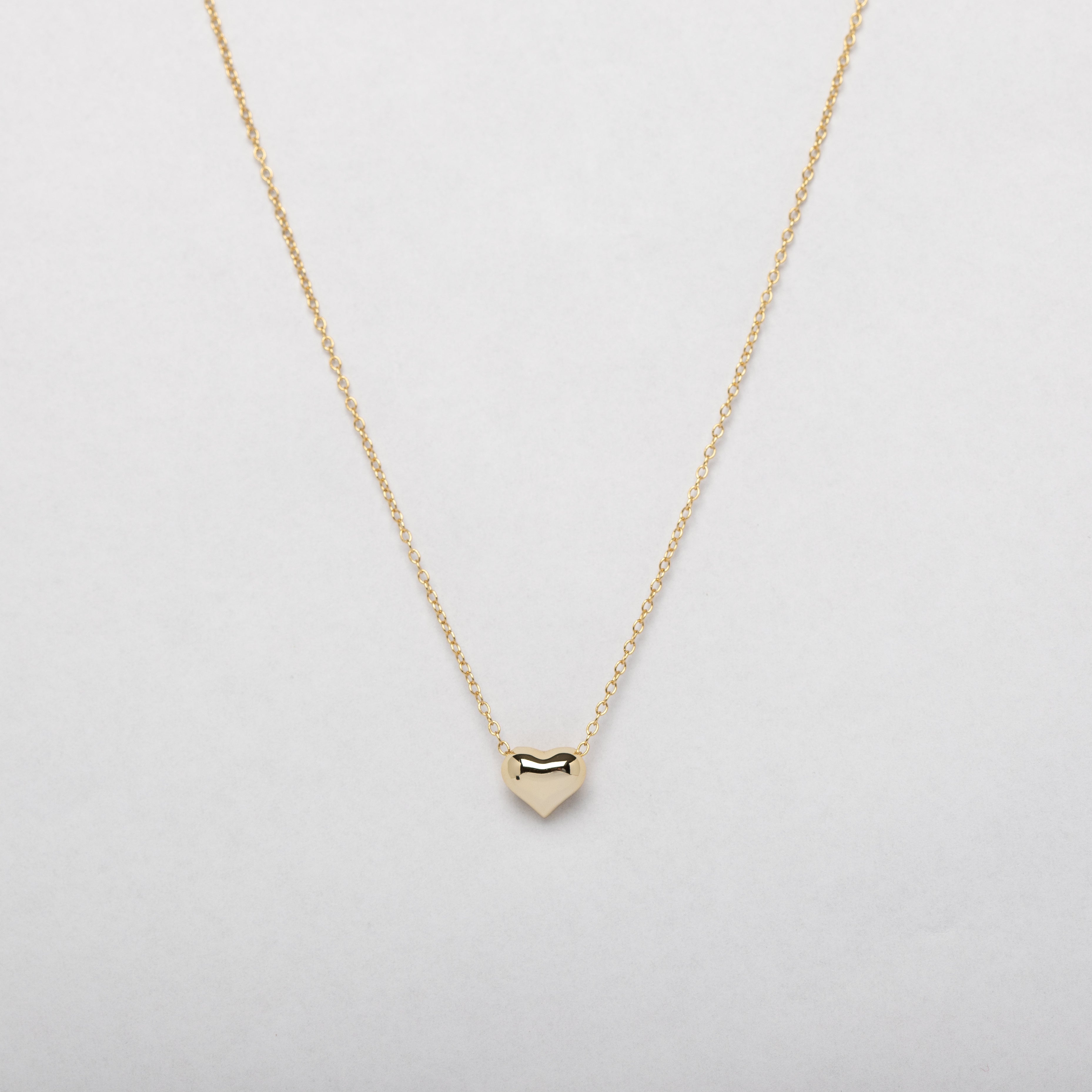 Delicate gold bubble heart pendent necklace