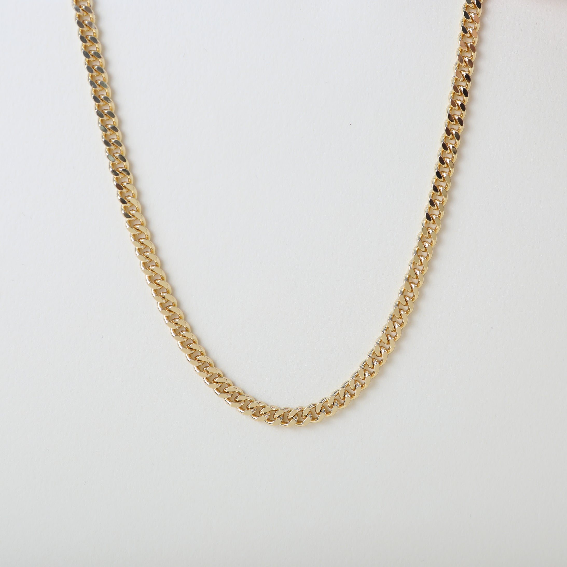 Classic gold cuban link necklace